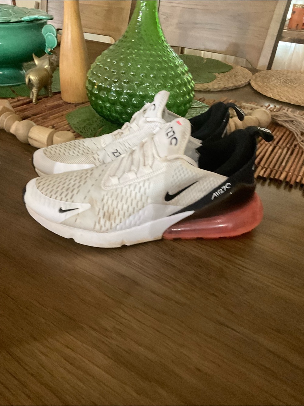 Nike Air Max 270 Shoes Woman Size 9 White Running Athletic Sneakers FD0283-100